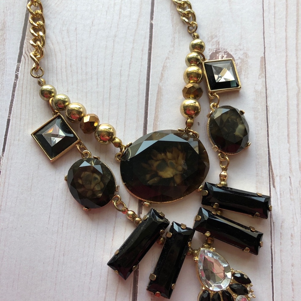 Vintage Vibe Statement Necklace!